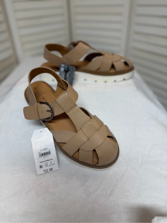 Time and Tru Shoes - NWT Time and Tru Neutral Fisherman Sandals Leather Woven Strap in Tan SZ 6